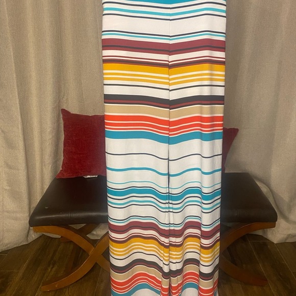 Resort Style New York & Company Gaucho Pants Sz L (12-14) - Picture 1 of 8